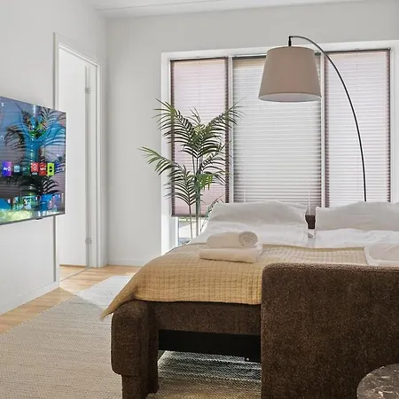 Apartment Well-equipped, Comfortable In The Middle Of C